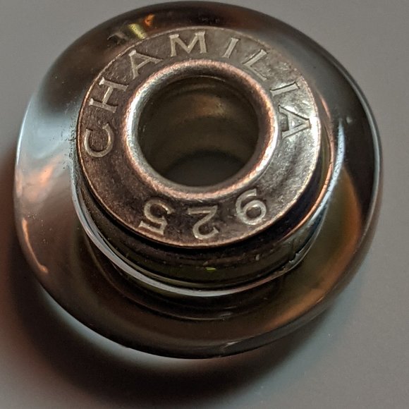 Chamelia glass charm - Picture 3 of 3